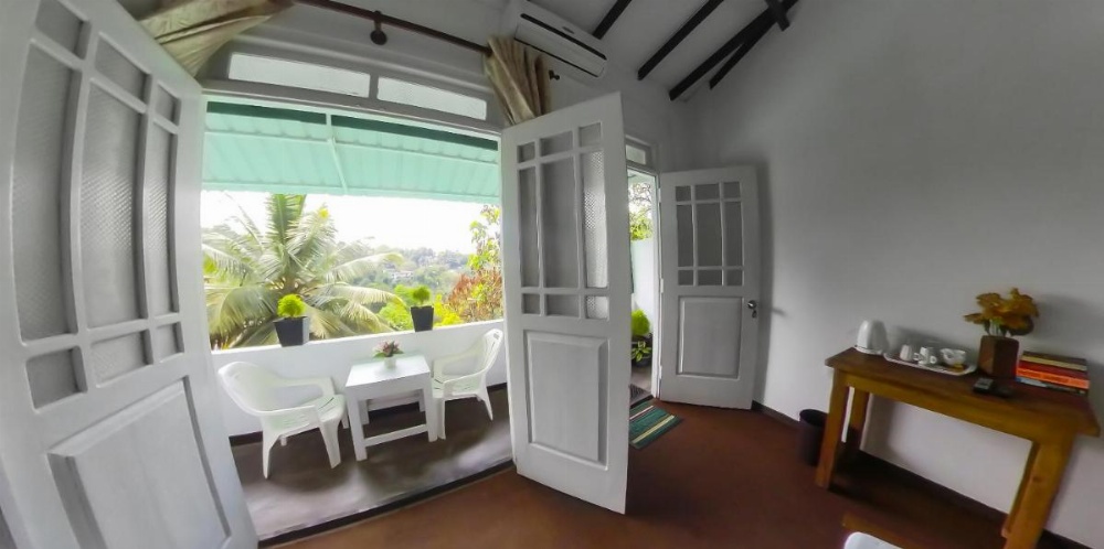Kandy Mountain Cottage Image 40